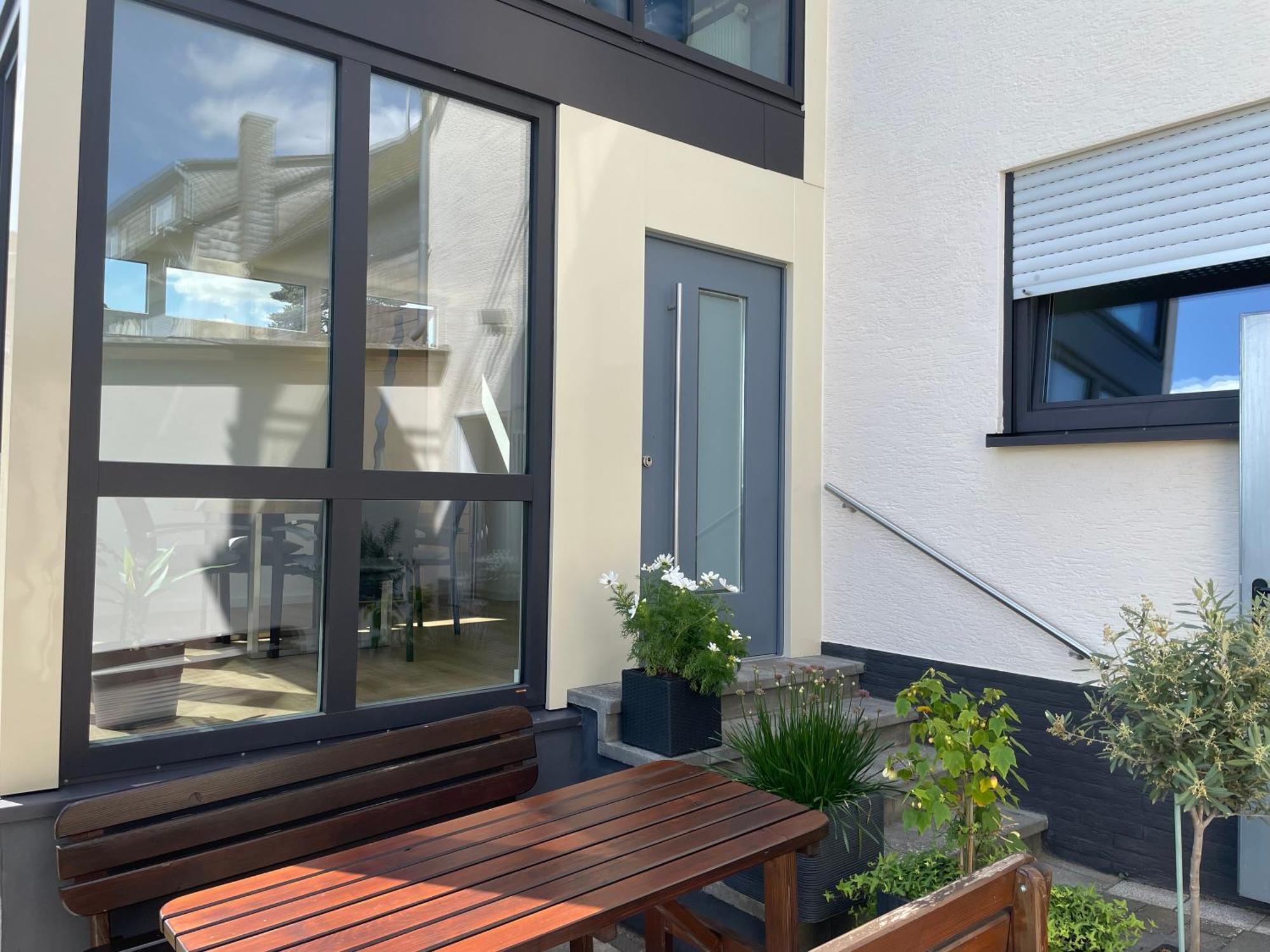 Broeder Apartment *